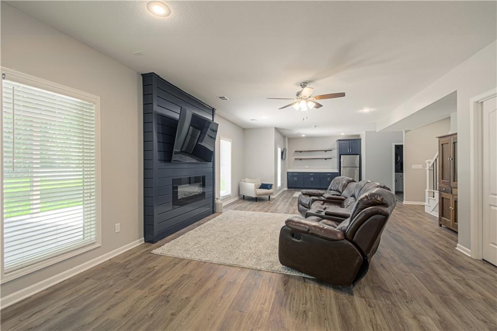 1809 Parkside Drive — photo 35