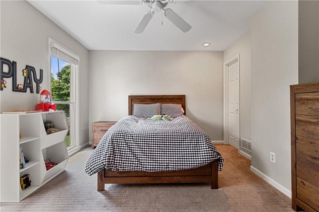 9816 W 132nd Terrace — photo 33