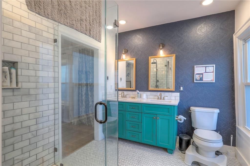 1111 W 38th Street — photo 34