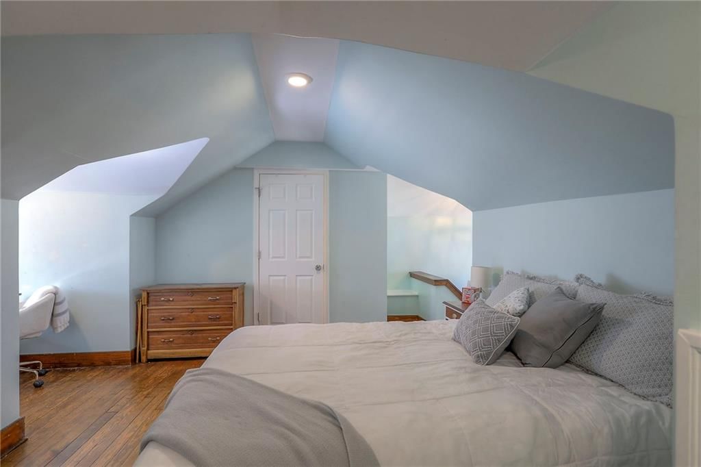 1111 W 38th Street — photo 41