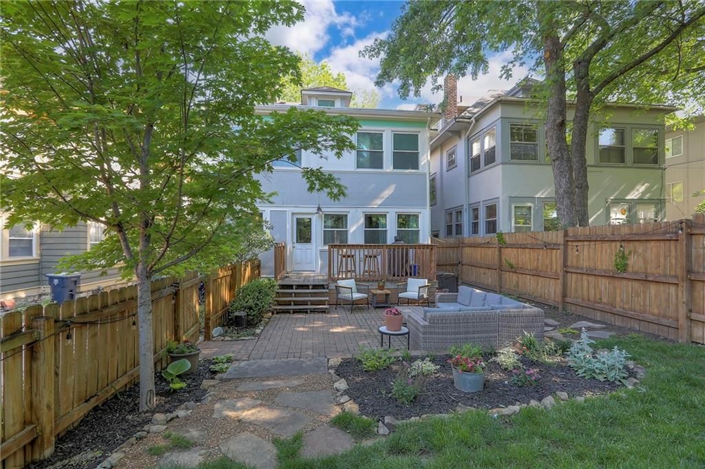 1111 W 38th Street — photo 47