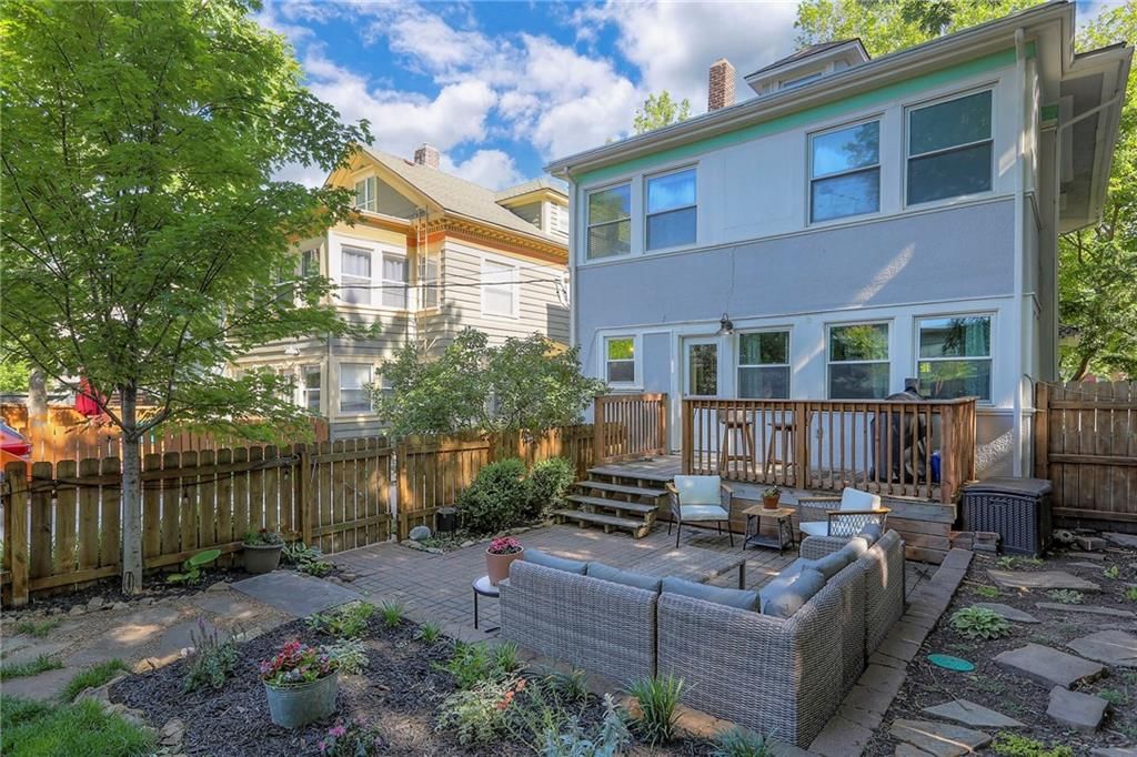 1111 W 38th Street — photo 49
