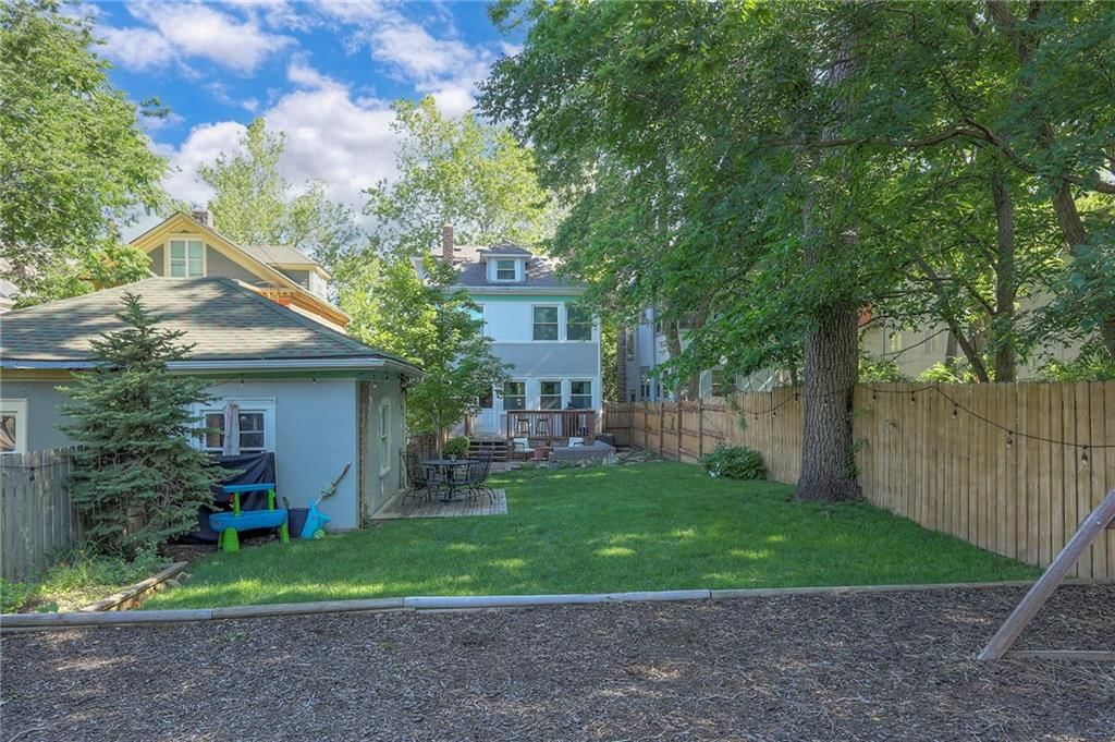 1111 W 38th Street — photo 54