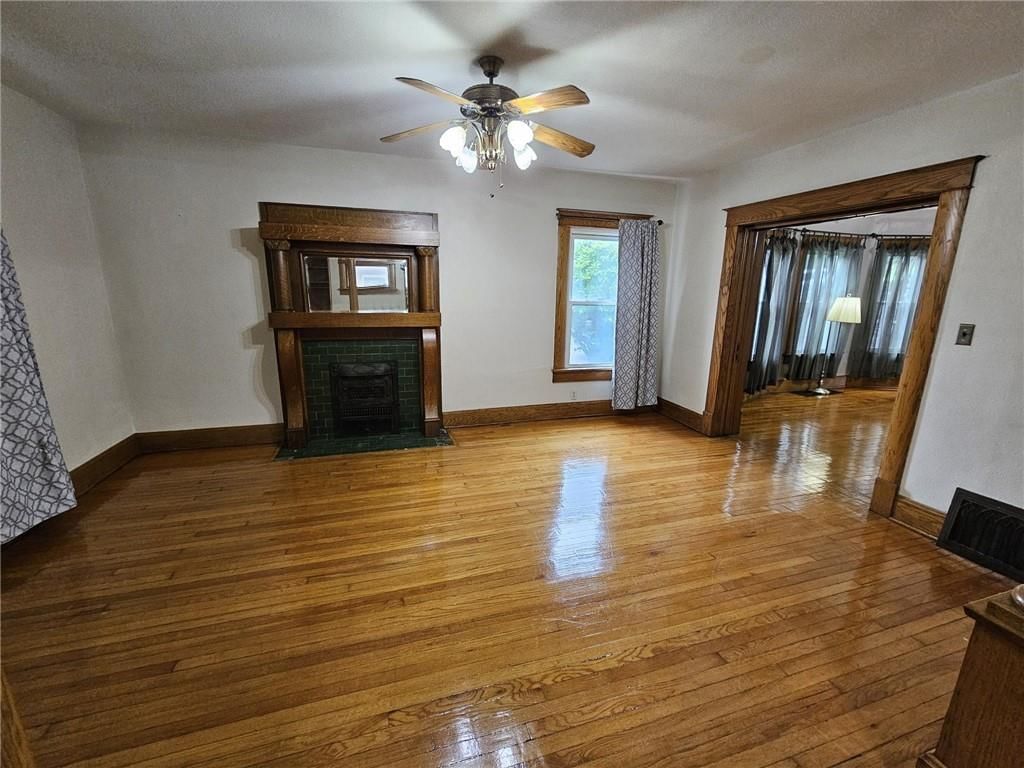 1402 Main Street — photo 16