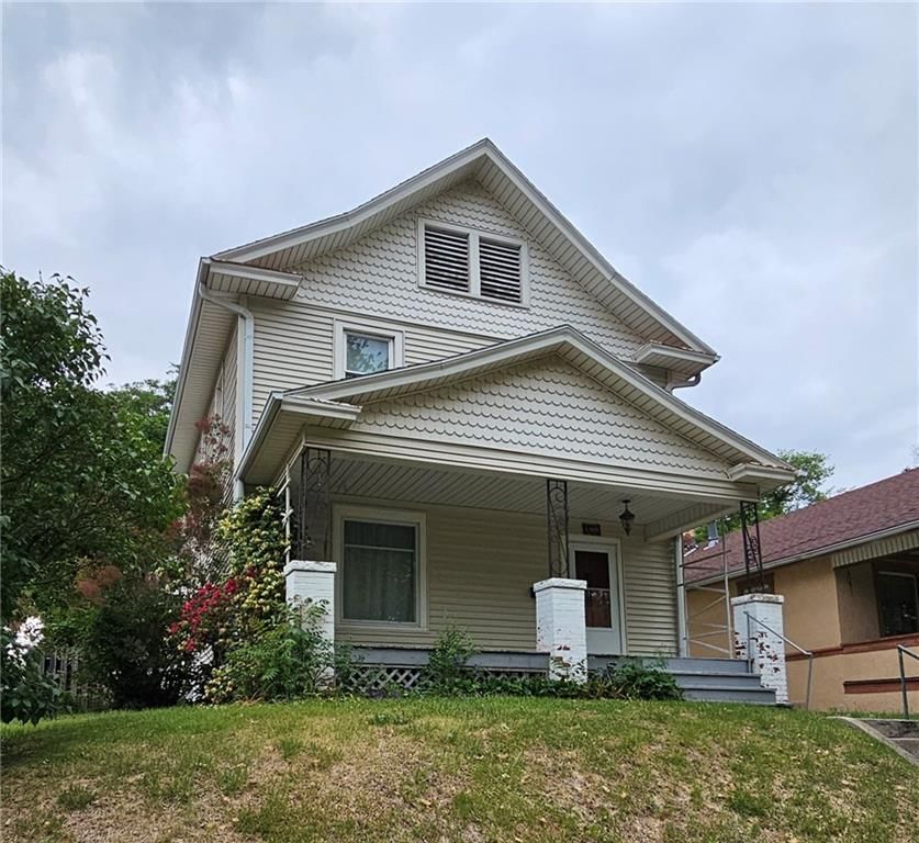 1402 Main Street — photo 4
