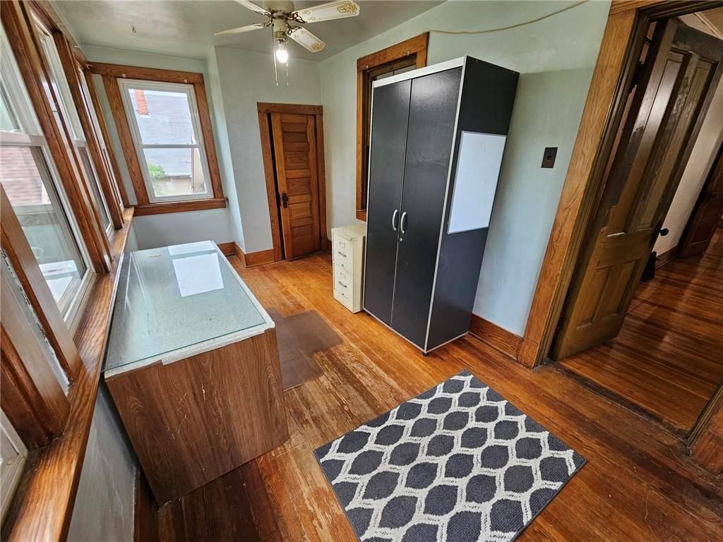 1402 Main Street — photo 32