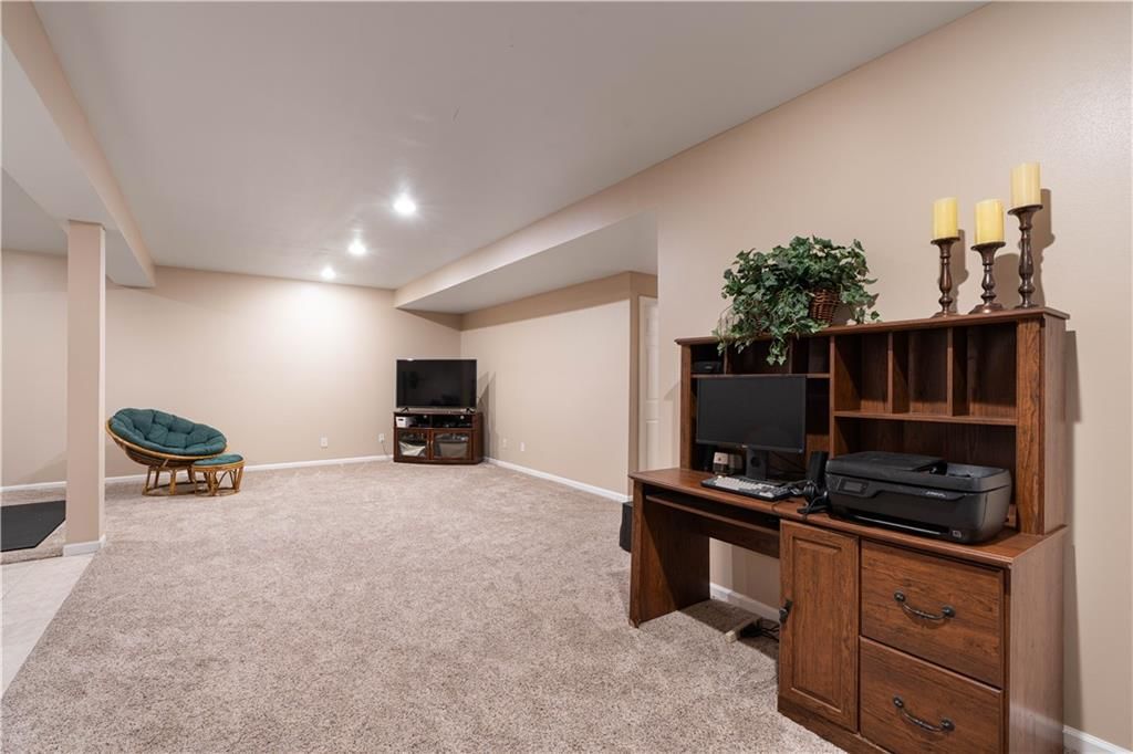 3100 Clarendon Road — photo 35