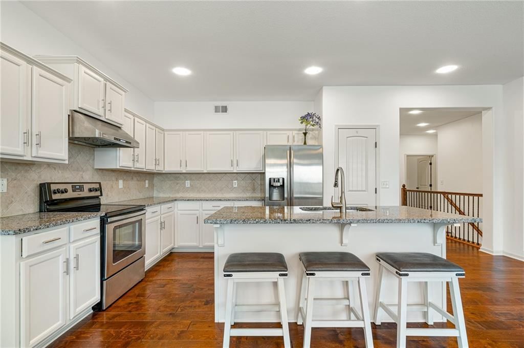 23713 W 88th Street — photo 10