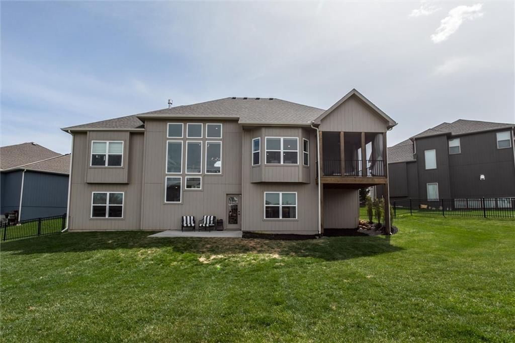 15670 W 165th Terrace — photo 30