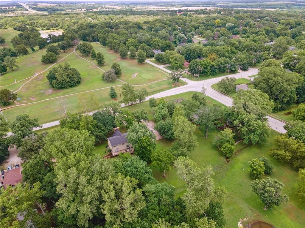 501 Taylor Road — photo 3