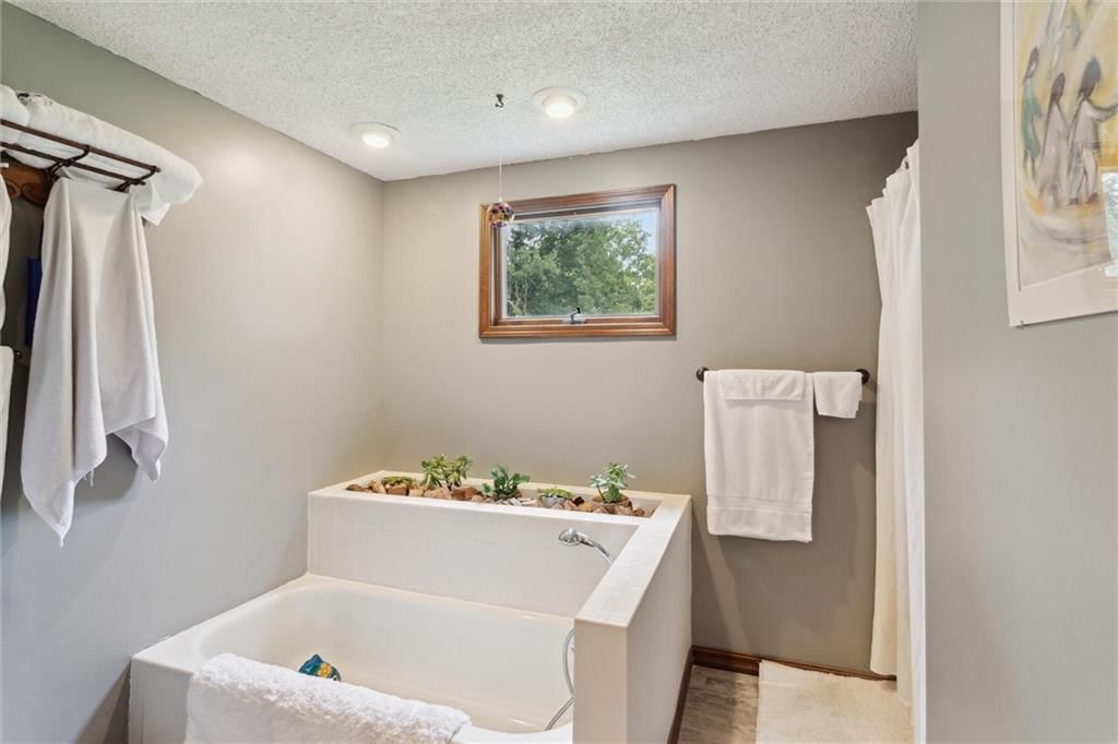 501 Taylor Road — photo 22