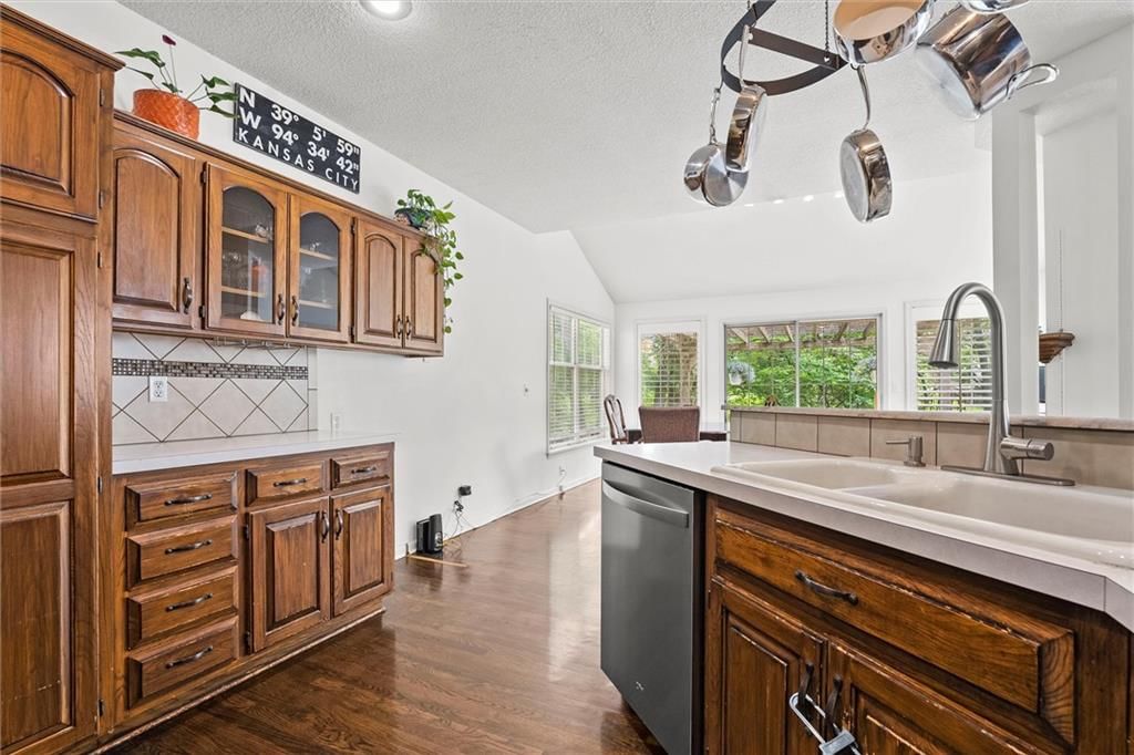 617 SE Pendleton Drive — photo 12