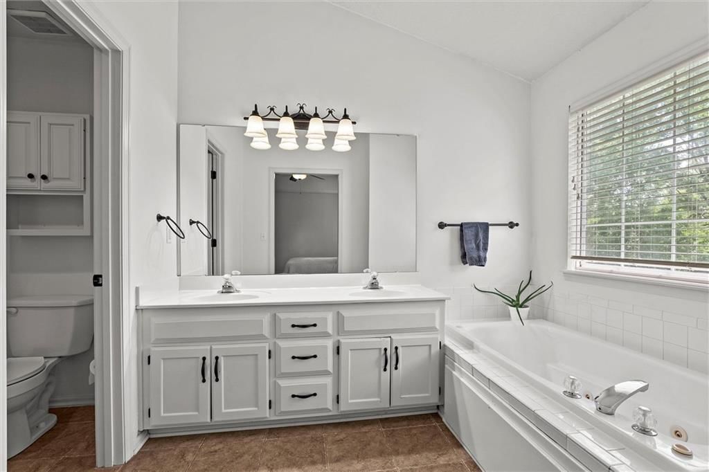617 SE Pendleton Drive — photo 18