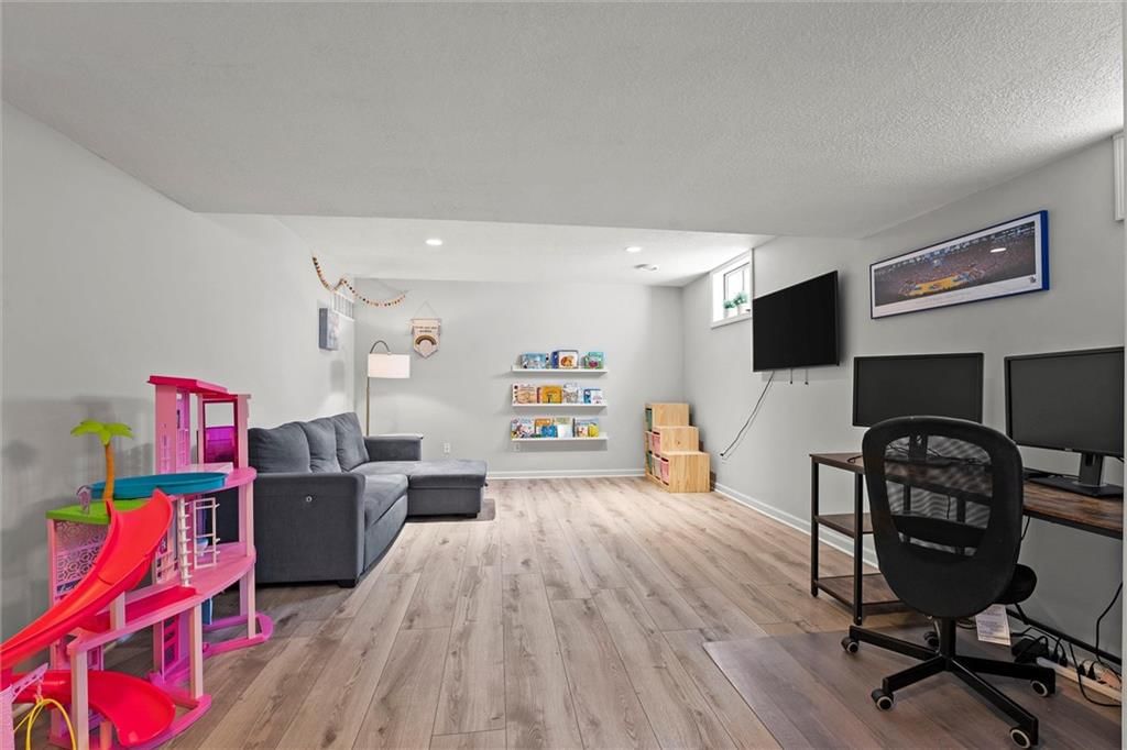 617 SE Pendleton Drive — photo 24