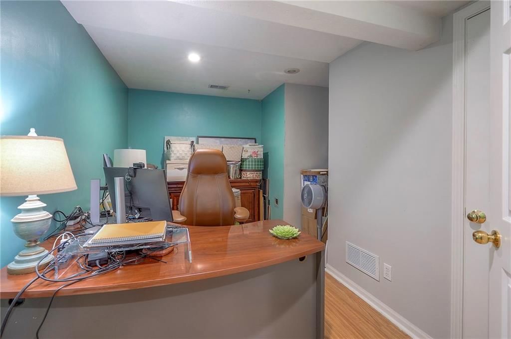 208 Pratt Avenue — photo 21
