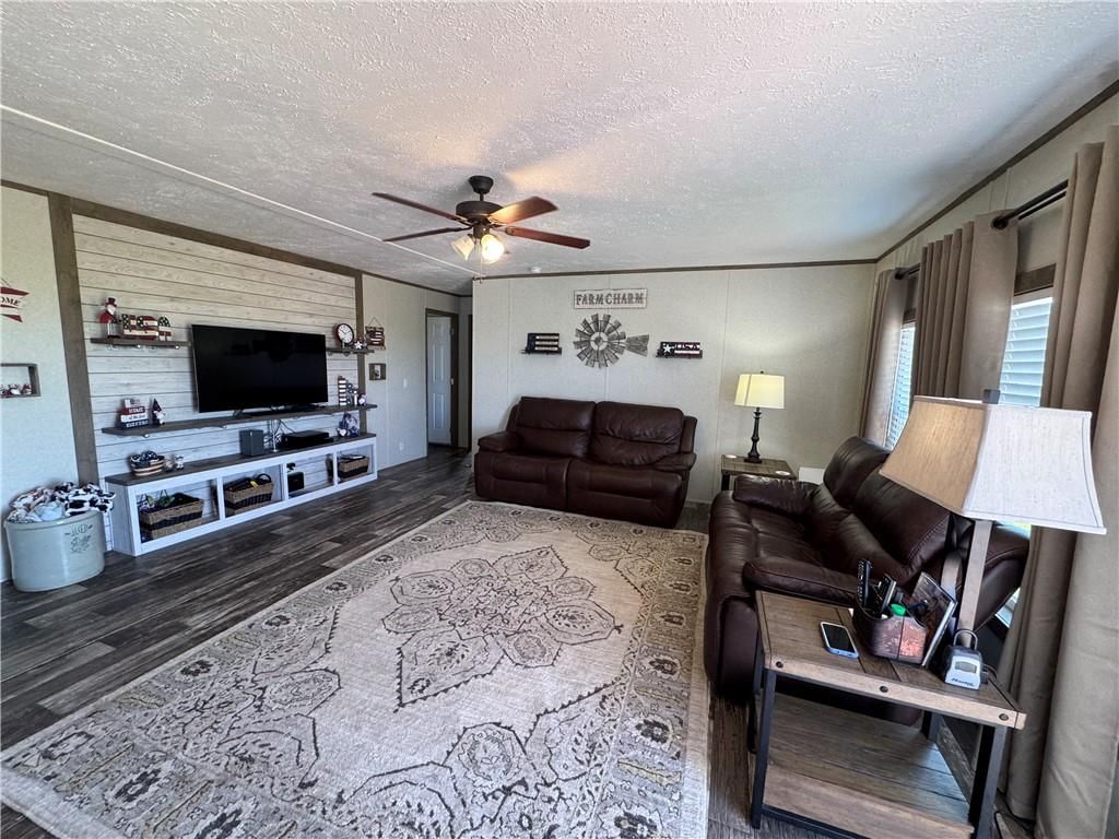 516 E 614th Street — photo 13