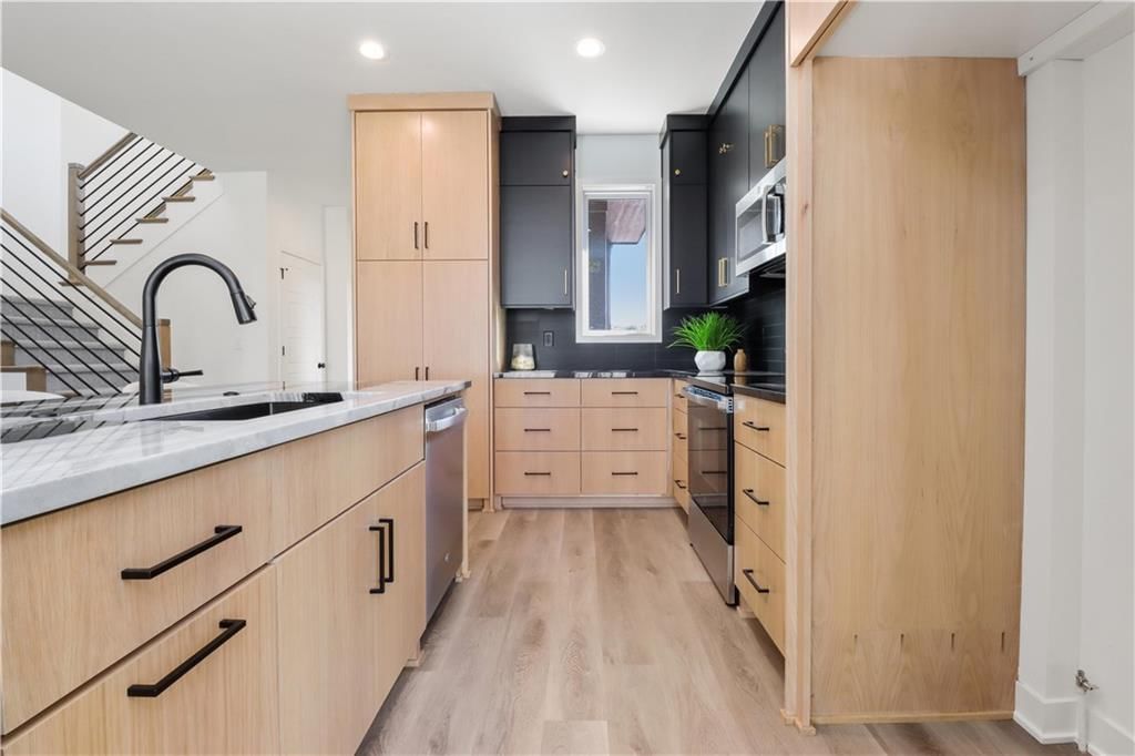 22520 W 93rd Street — photo 15
