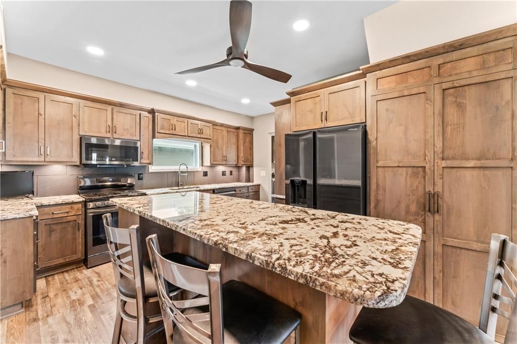 1105 S Gordon Street — photo 13