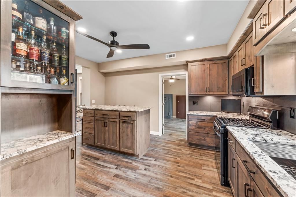 1105 S Gordon Street — photo 18