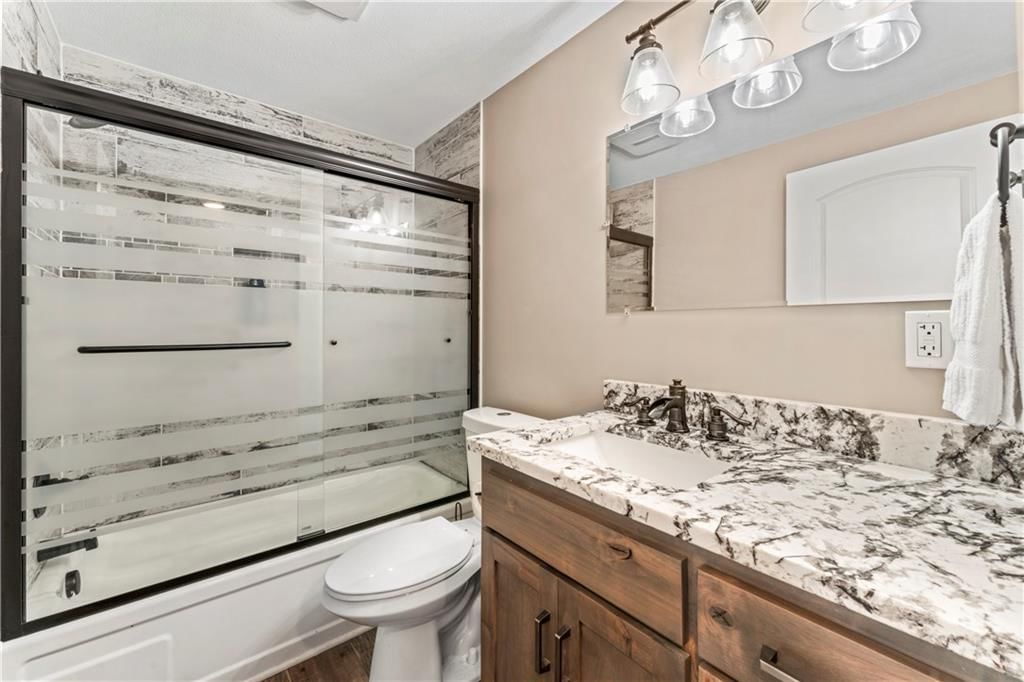 1105 S Gordon Street — photo 21