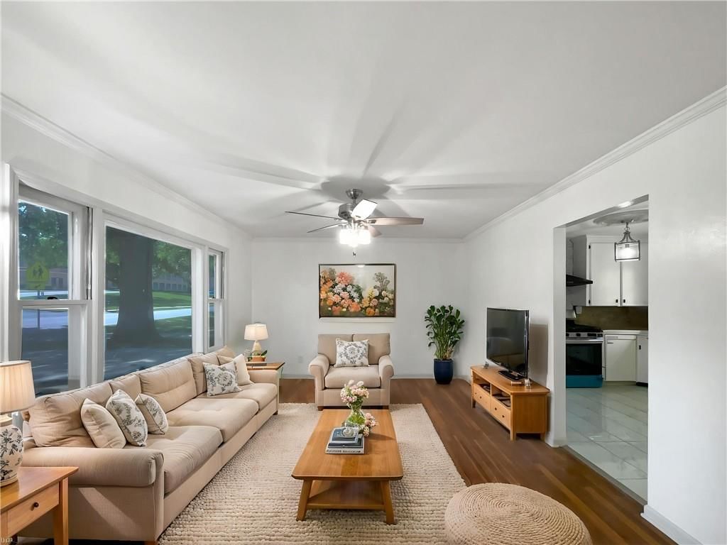 11710 E 32nd Street — photo 2