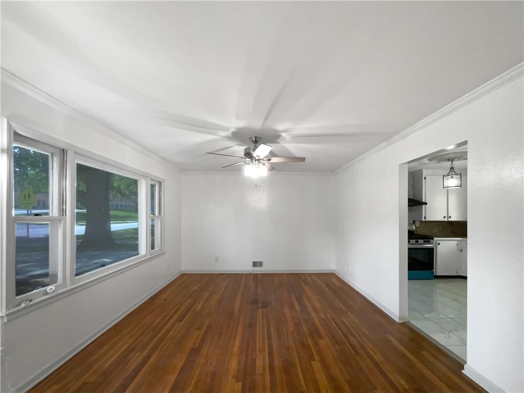 11710 E 32nd Street — photo 3