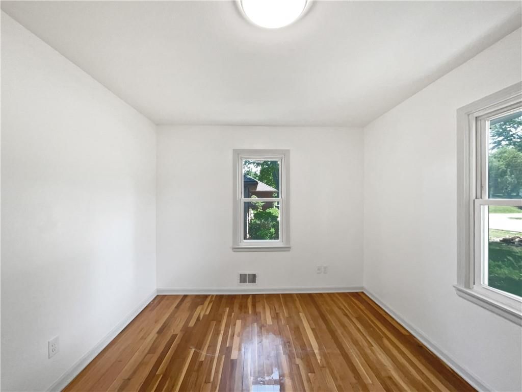 11710 E 32nd Street — photo 5