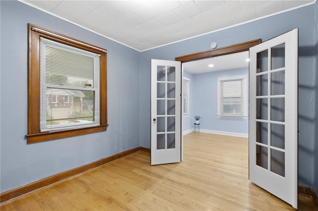3146 N Greeley Avenue — photo 8