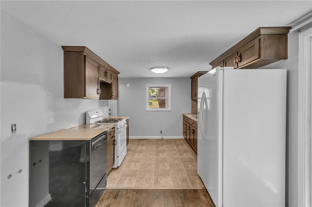 112 N Main Street — photo 13