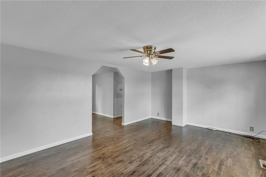 112 N Main Street — photo 8