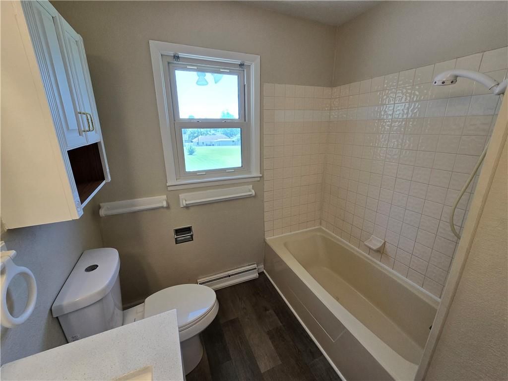 202 E South Avenue — photo 15