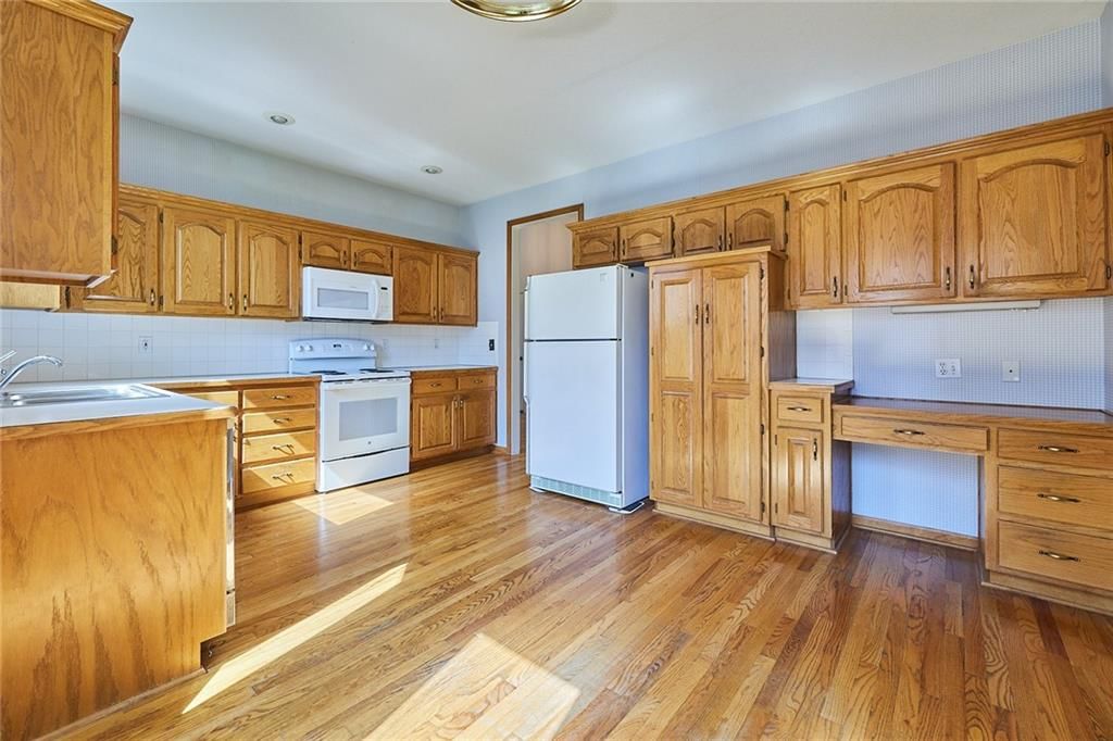 9420 W 123rd Street — photo 7