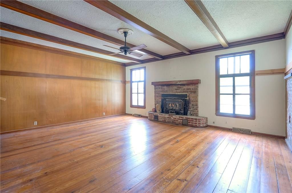 8636 Walmer Street — photo 16