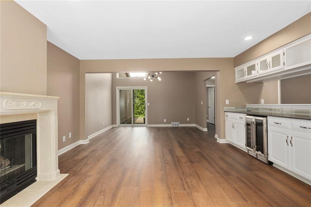 6610 N Revere Drive — photo 7
