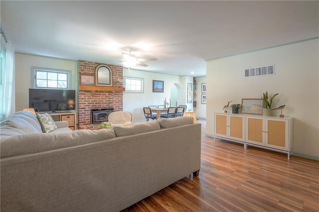 135 Dockside Circle — photo 4