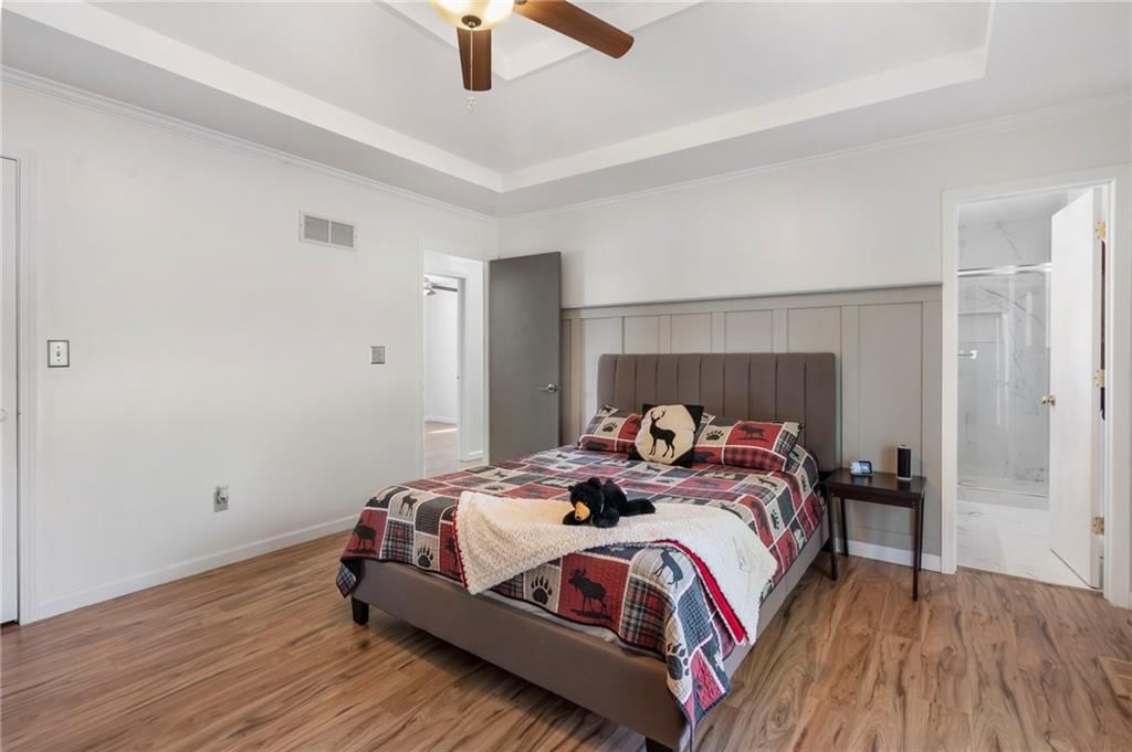 1828 NE Burgandy Circle — photo 11