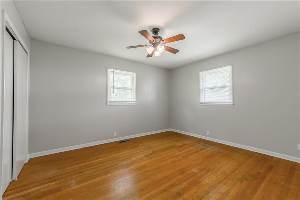 1221 Sunset Avenue — photo 21