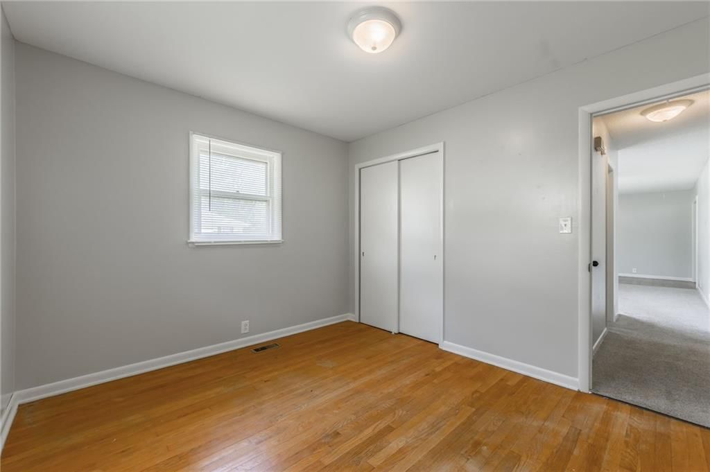 1221 Sunset Avenue — photo 24