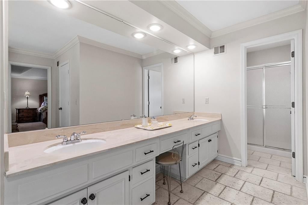 12000 Windsor Drive — photo 20