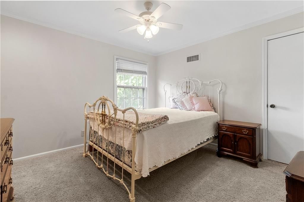 12000 Windsor Drive — photo 24