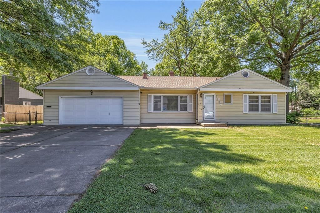 7300 Elm Avenue, Raytown, MO