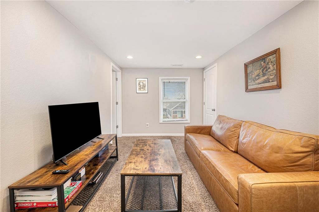 4616 Tracy Avenue — photo 20