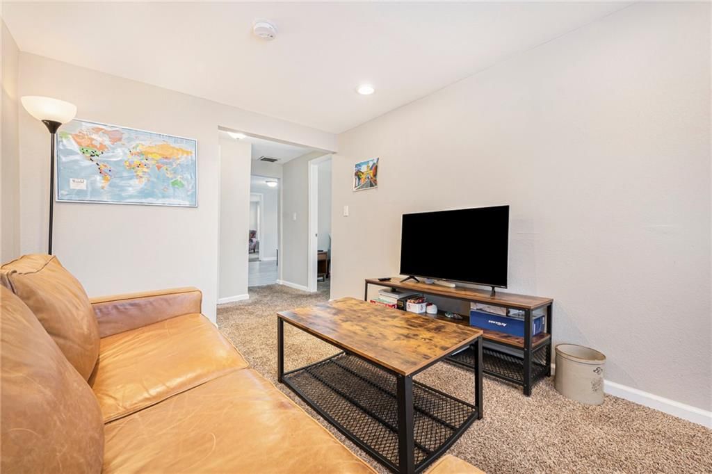 4616 Tracy Avenue — photo 21
