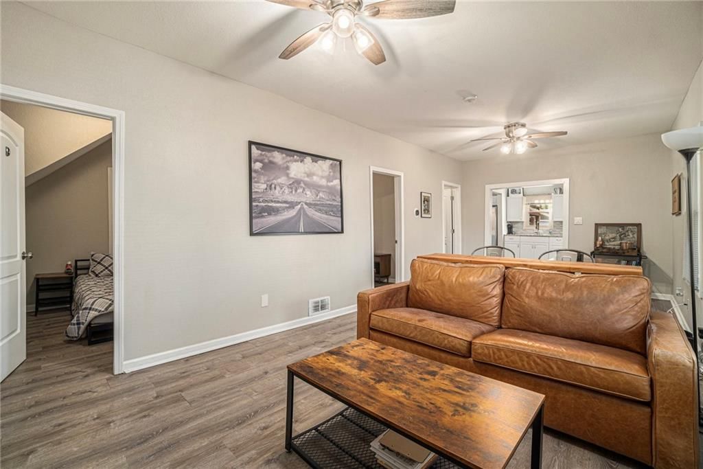 4616 Tracy Avenue — photo 9