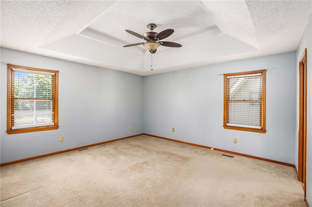 6116 N Amoret Avenue — photo 14