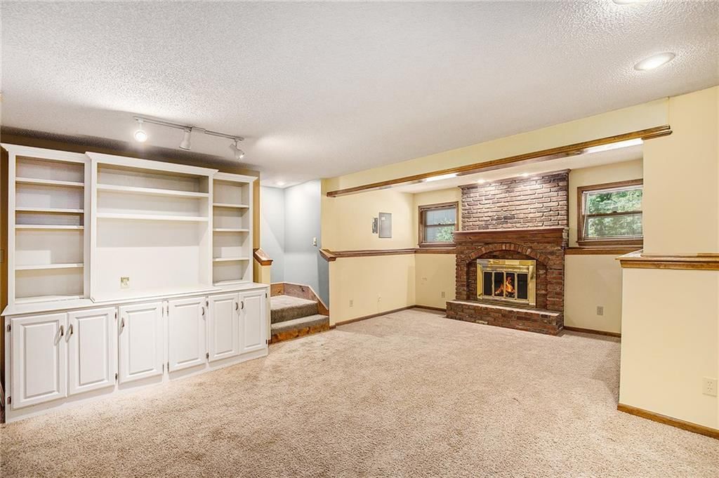 6116 N Amoret Avenue — photo 20