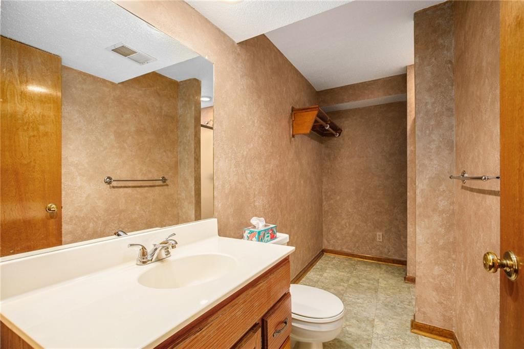 6116 N Amoret Avenue — photo 23