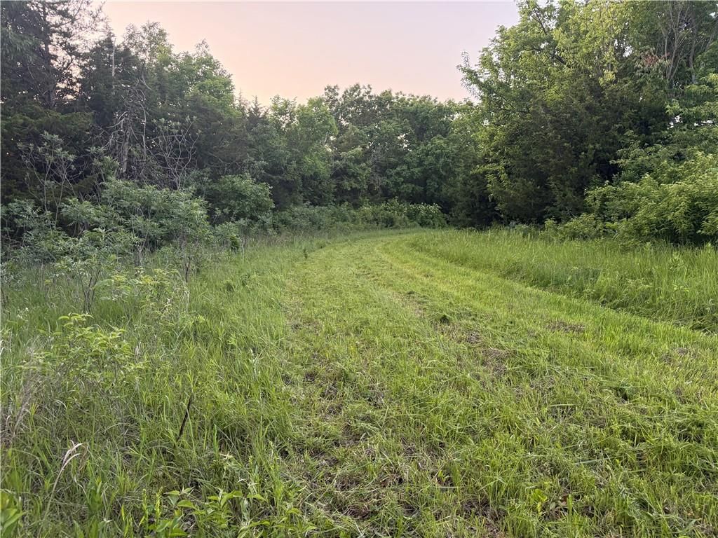 2405 W 1350 Road — photo 26