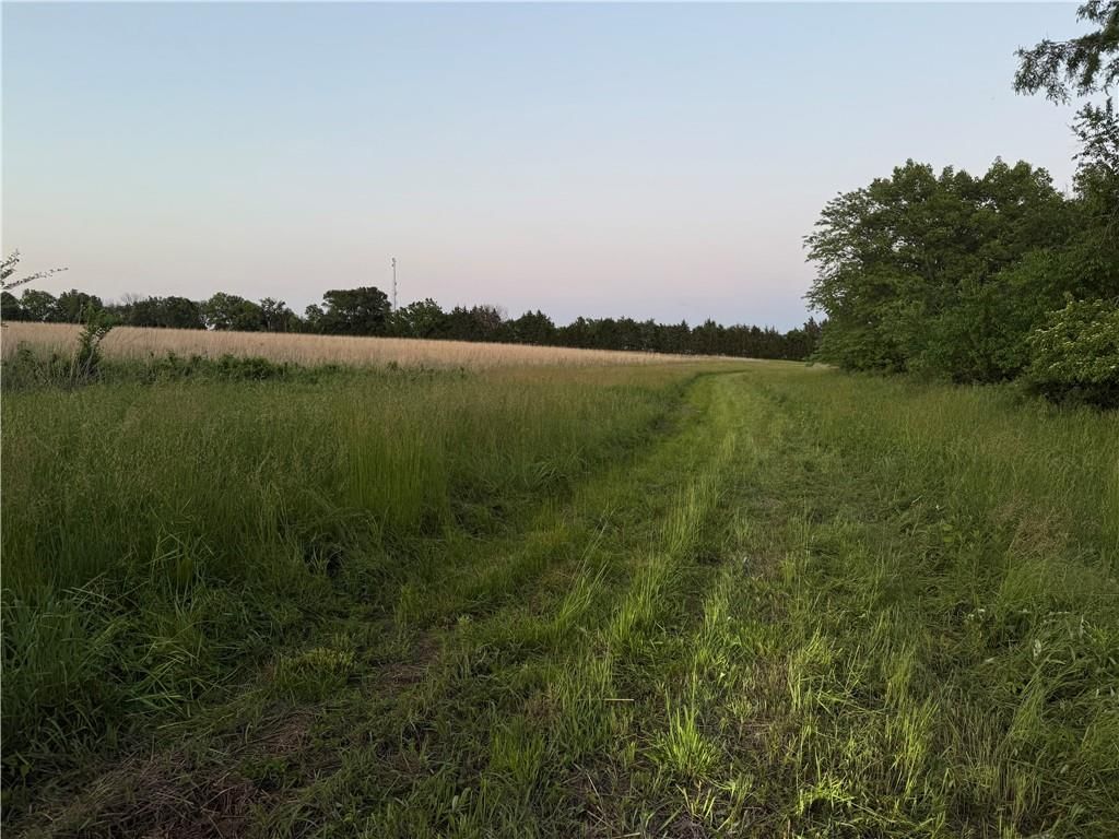 2405 W 1350 Road — photo 32