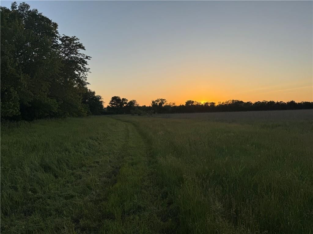2405 W 1350 Road — photo 33